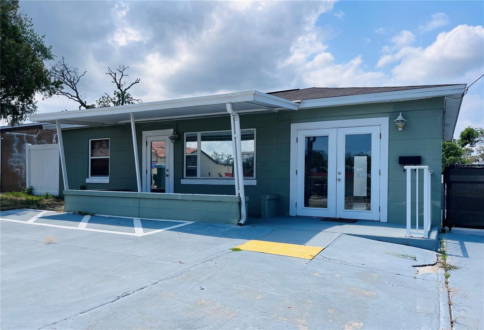 6050 MASSACHUSETTS AVE, NEW PORT RICHEY, FL, 34653