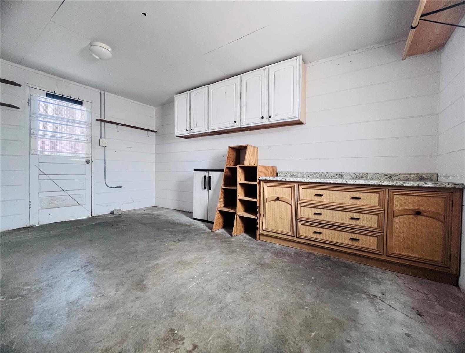 6050 MASSACHUSETTS AVE, NEW PORT RICHEY, FL, 34653