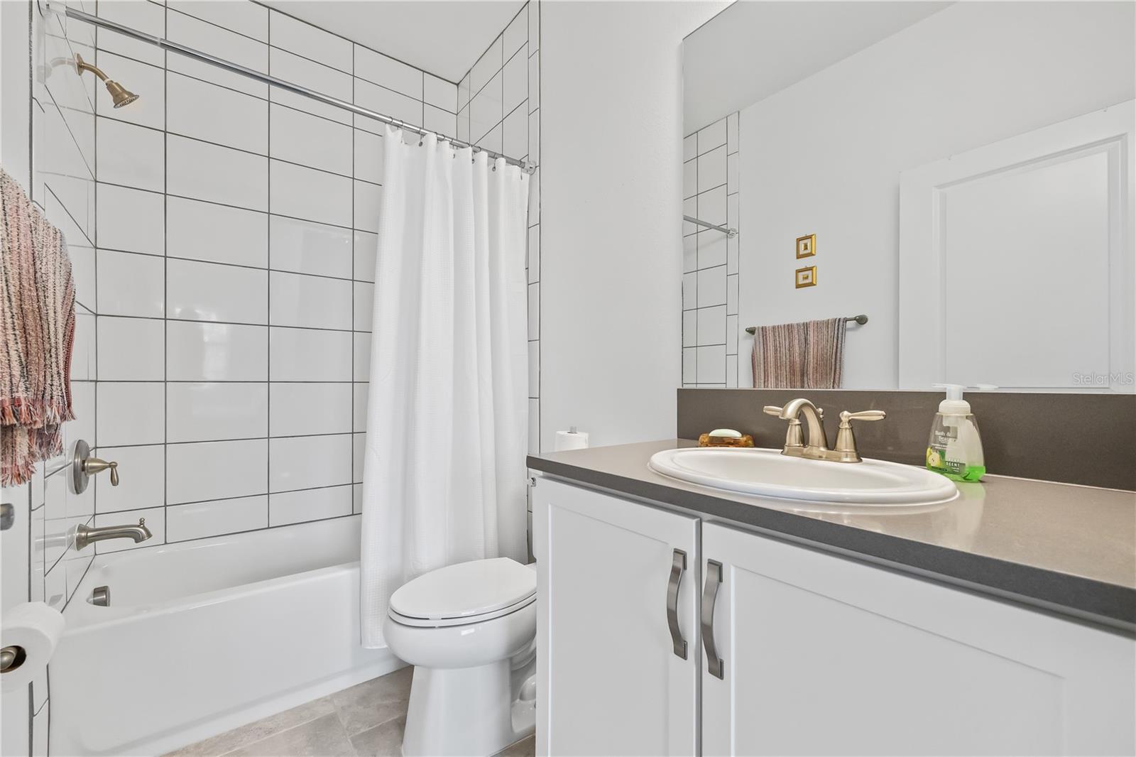 4914 SIENNA ISLES AVE, WIMAUMA, FL, 33598