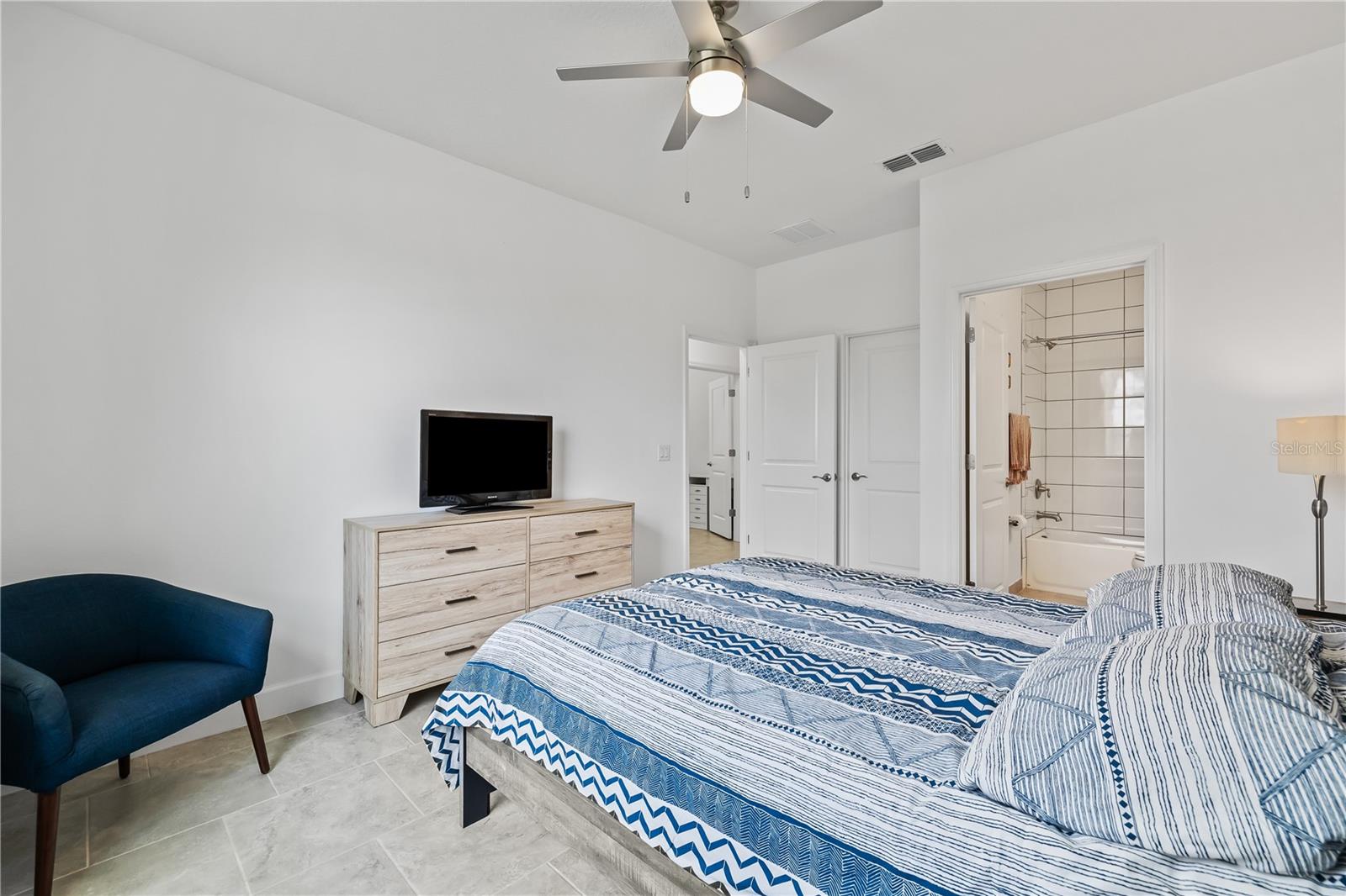 4914 SIENNA ISLES AVE, WIMAUMA, FL, 33598