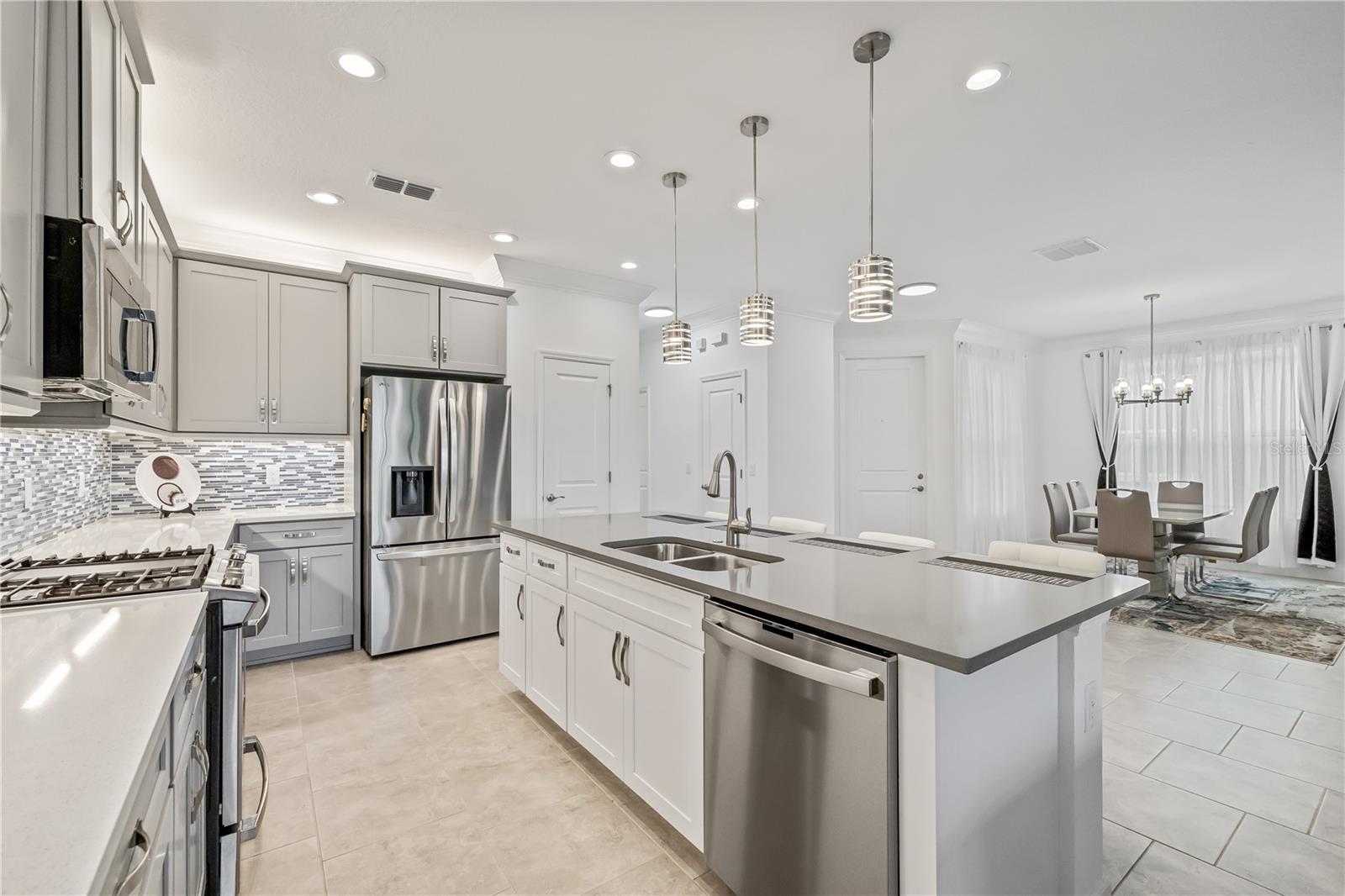 4914 SIENNA ISLES AVE, WIMAUMA, FL, 33598