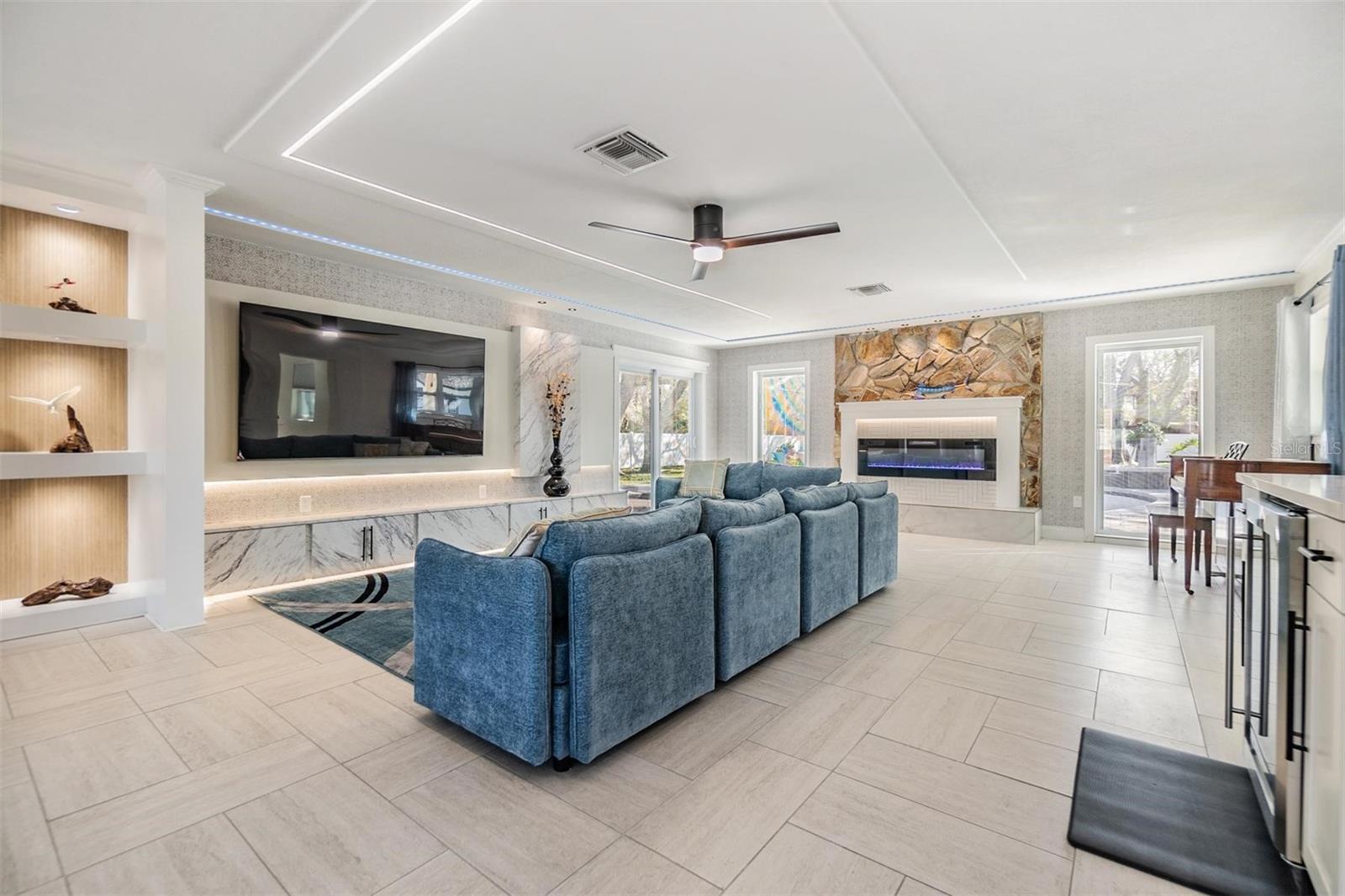 5744 150TH AVE N, CLEARWATER, FL, 33760