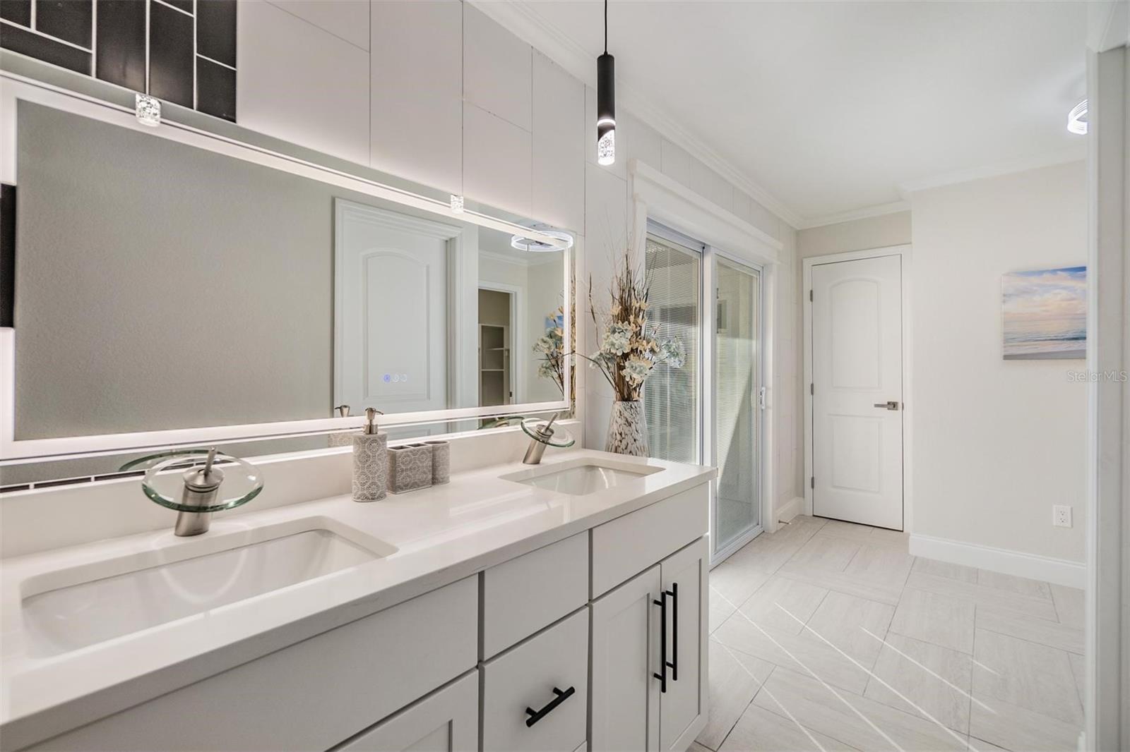 5744 150TH AVE N, CLEARWATER, FL, 33760