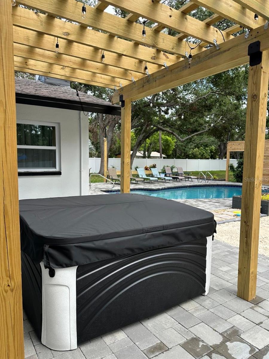 5744 150TH AVE N, CLEARWATER, FL, 33760