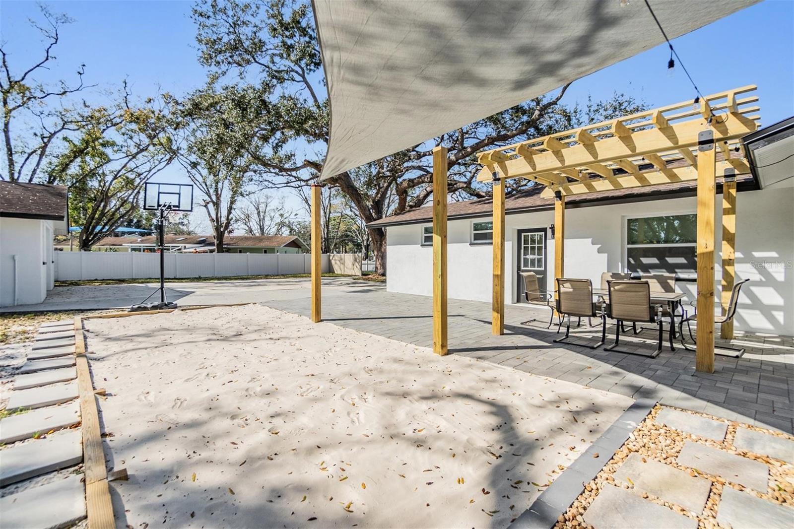 5744 150TH AVE N, CLEARWATER, FL, 33760