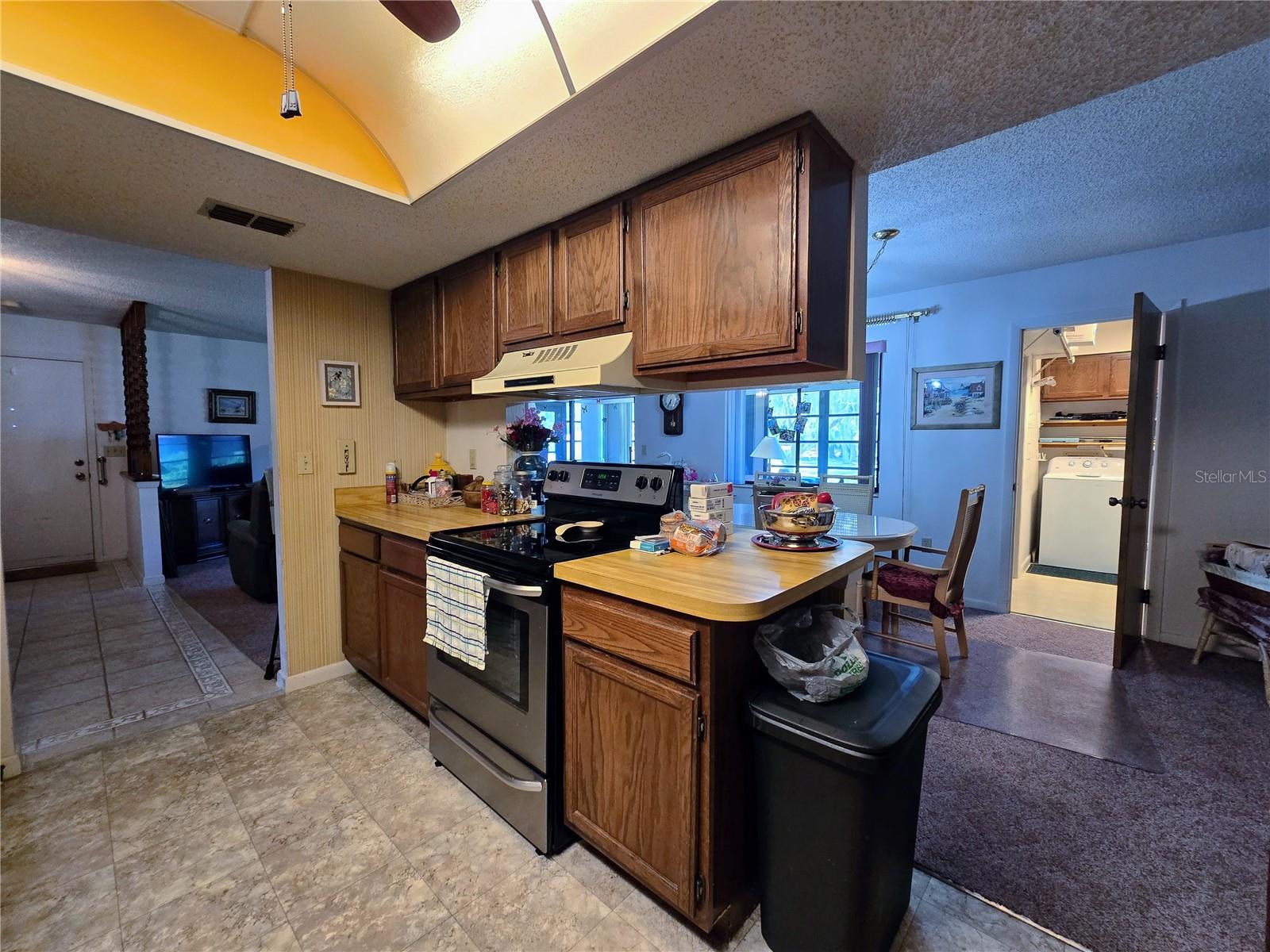 519 FAIRWAYS CIR #A, OCALA, FL, 34472