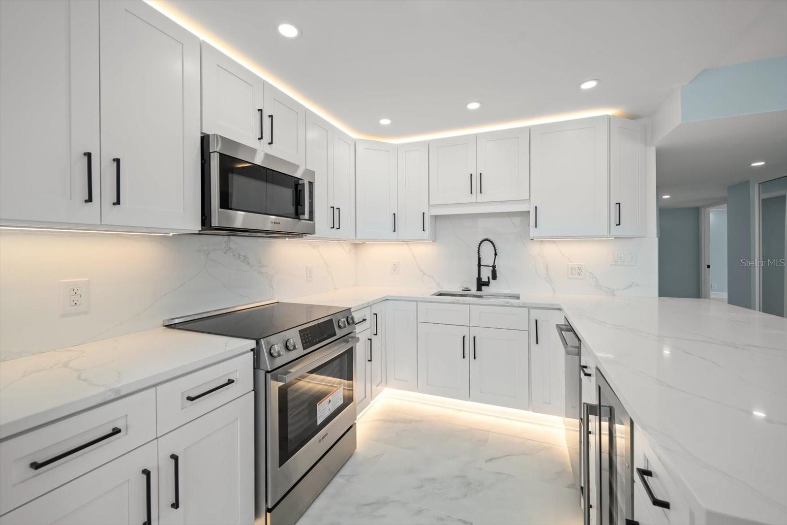 1400 GULF BLVD #804, CLEARWATER BEACH, FL, 33767