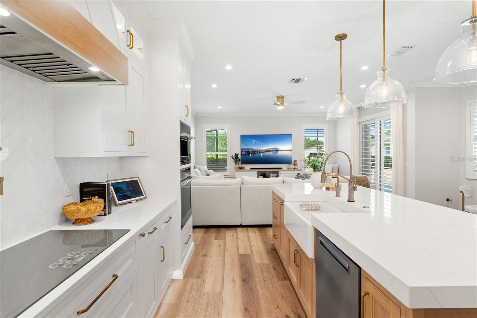 10160 MALLARD LANDINGS WAY, ORLANDO, FL, 32832