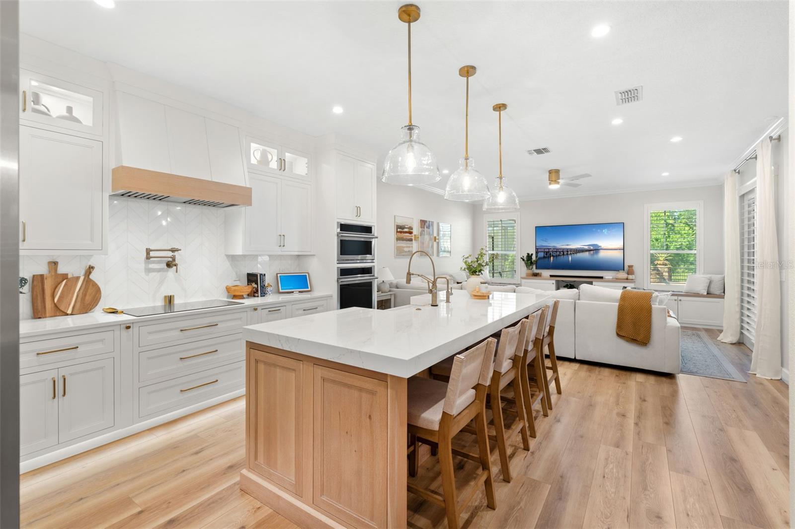 10160 MALLARD LANDINGS WAY, ORLANDO, FL, 32832