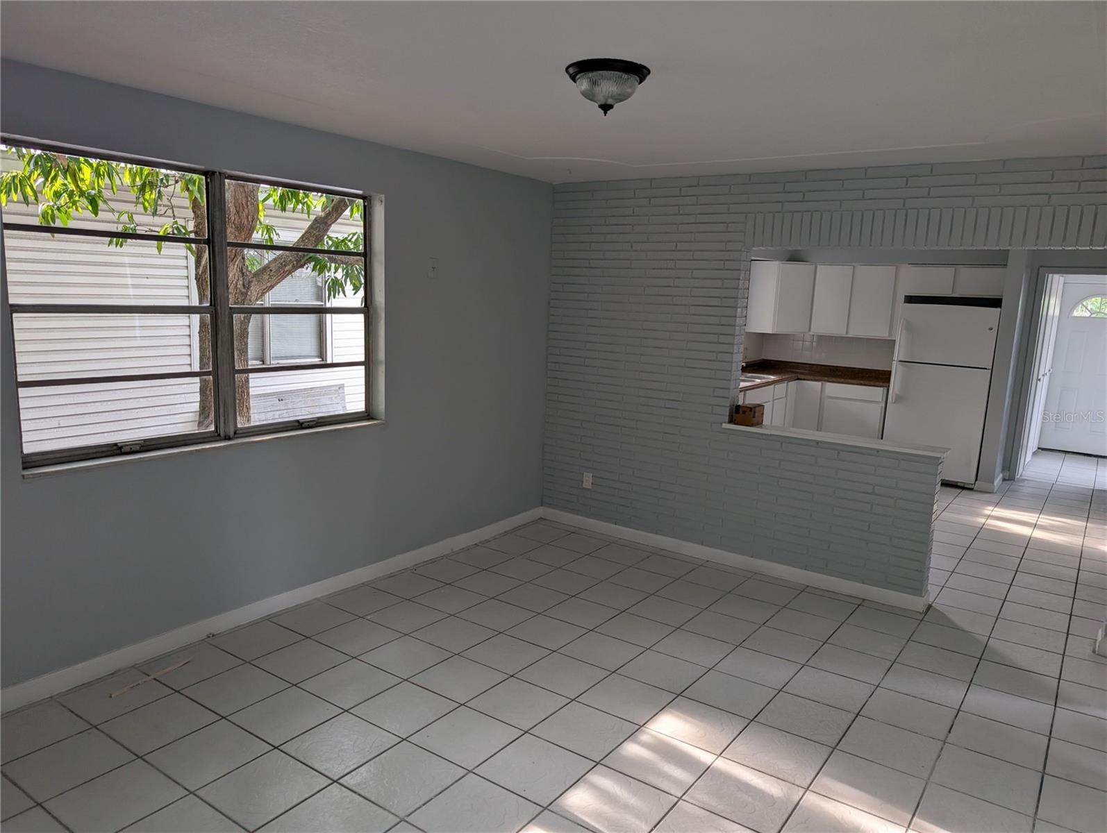 1316 E HOLMES AVE, TAMPA, FL, 33605