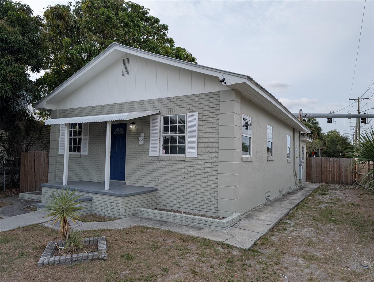 1316 E HOLMES AVE, TAMPA, FL, 33605