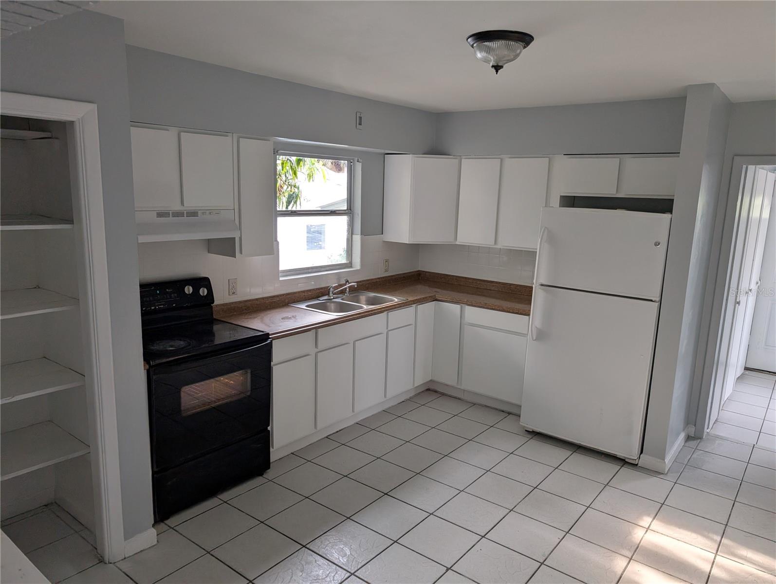 1316 E HOLMES AVE, TAMPA, FL, 33605