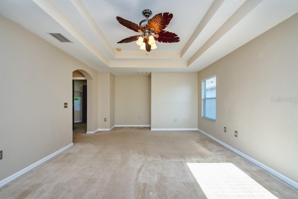 18424 CYPRESS BAY PKWY, LAND O LAKES, FL, 34638