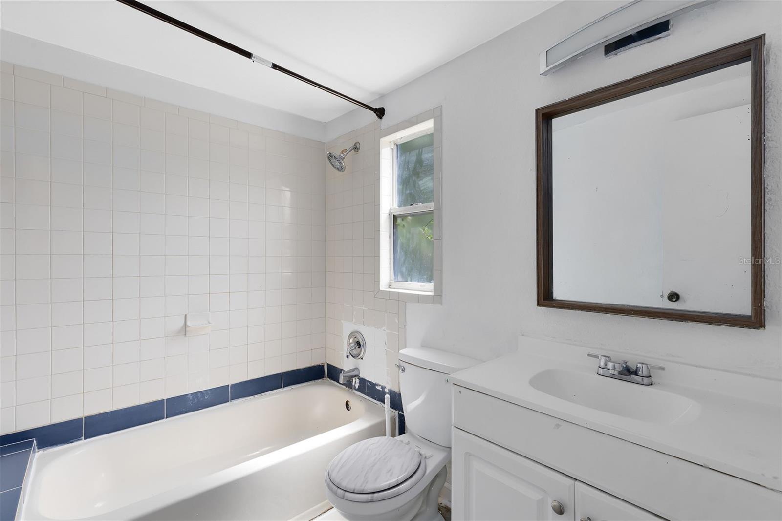 1701 E BAY ST, WINTER GARDEN, FL, 34787