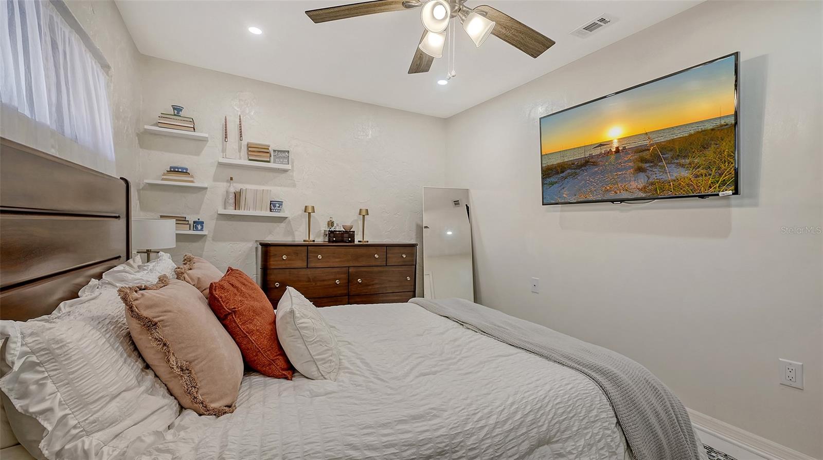 6836 MIDNIGHT PASS RD #6836, SARASOTA, FL, 34242