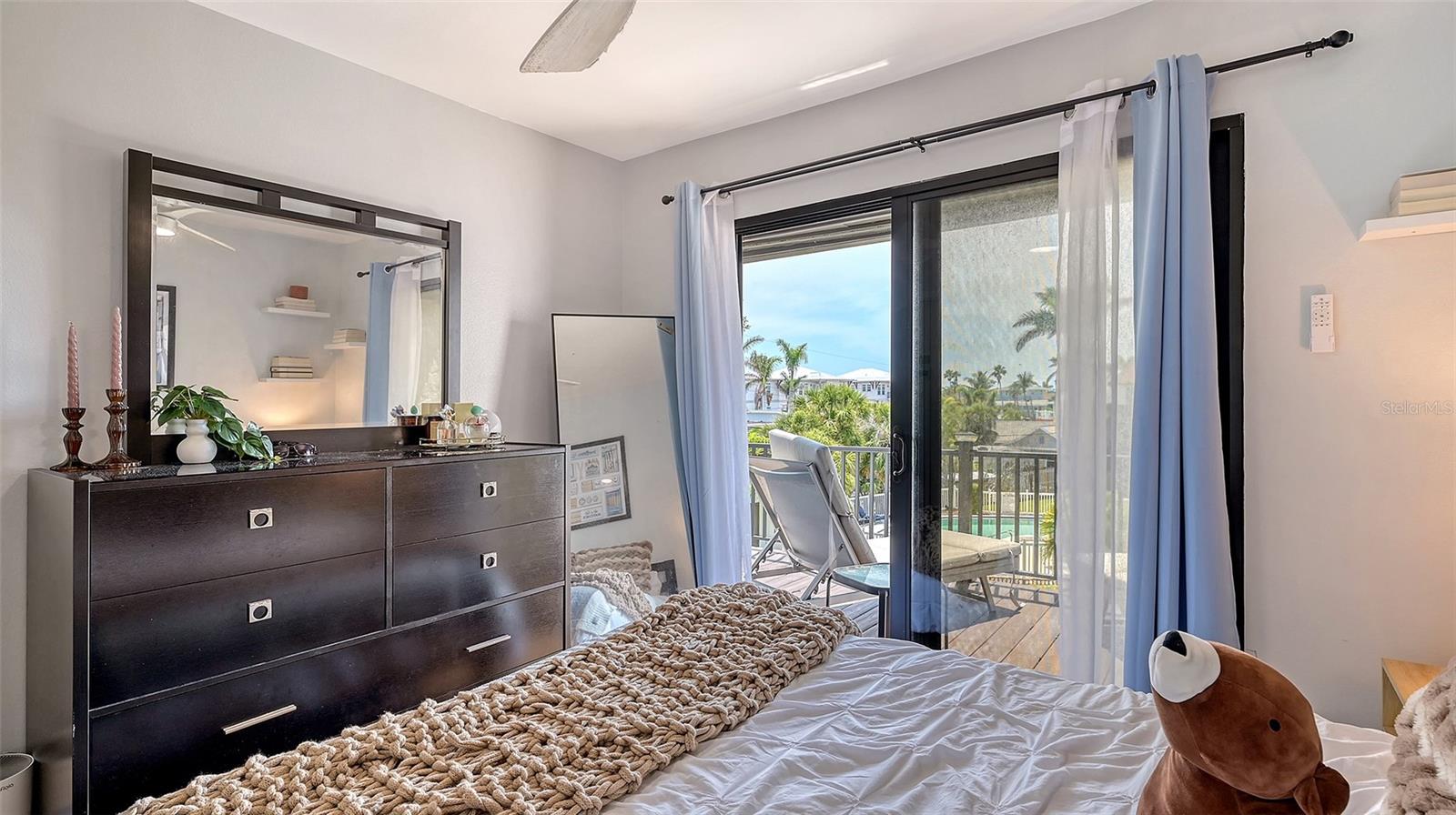 6836 MIDNIGHT PASS RD #6836, SARASOTA, FL, 34242