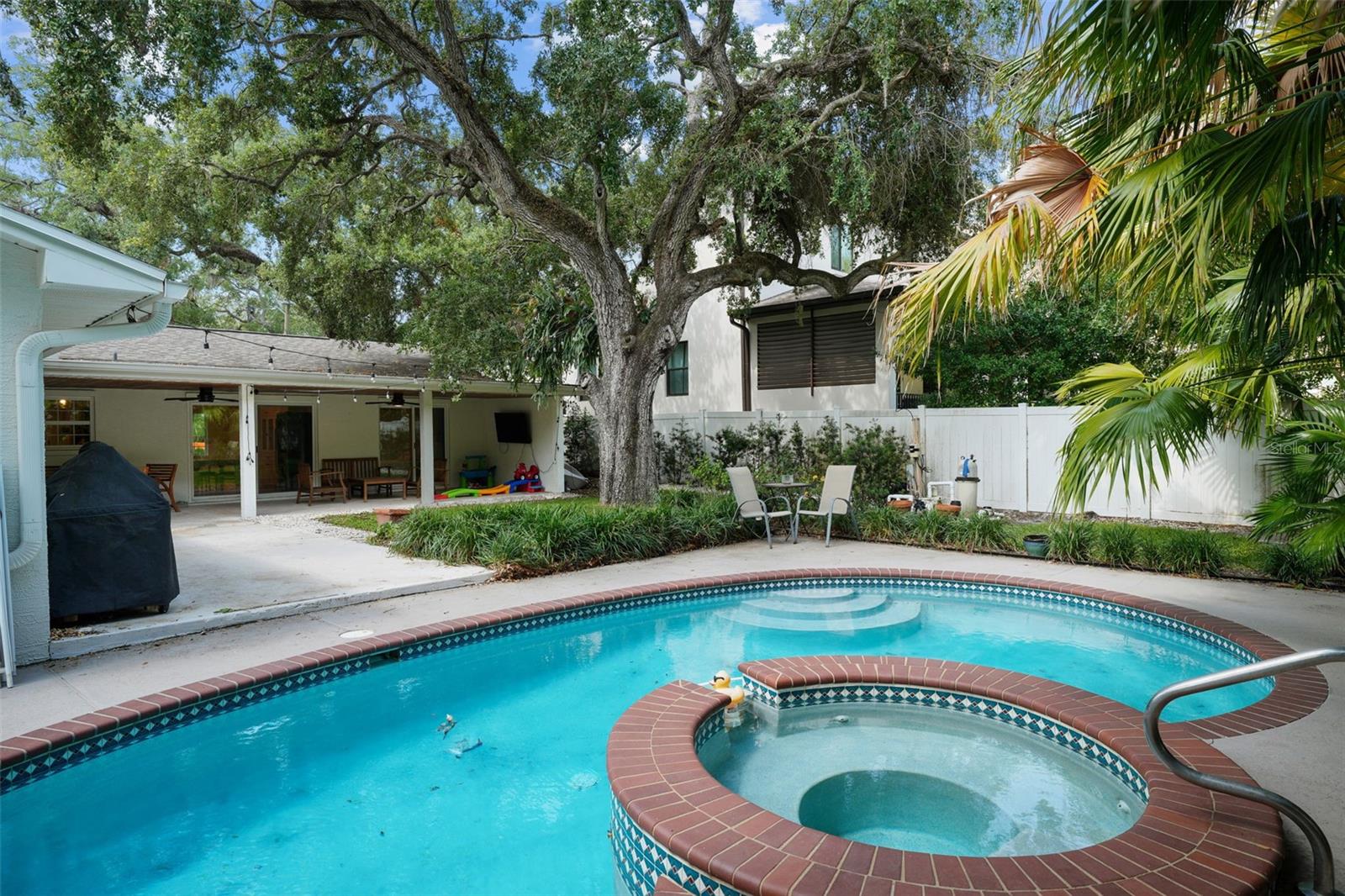 4705 W ESTRELLA ST, TAMPA, FL, 33629