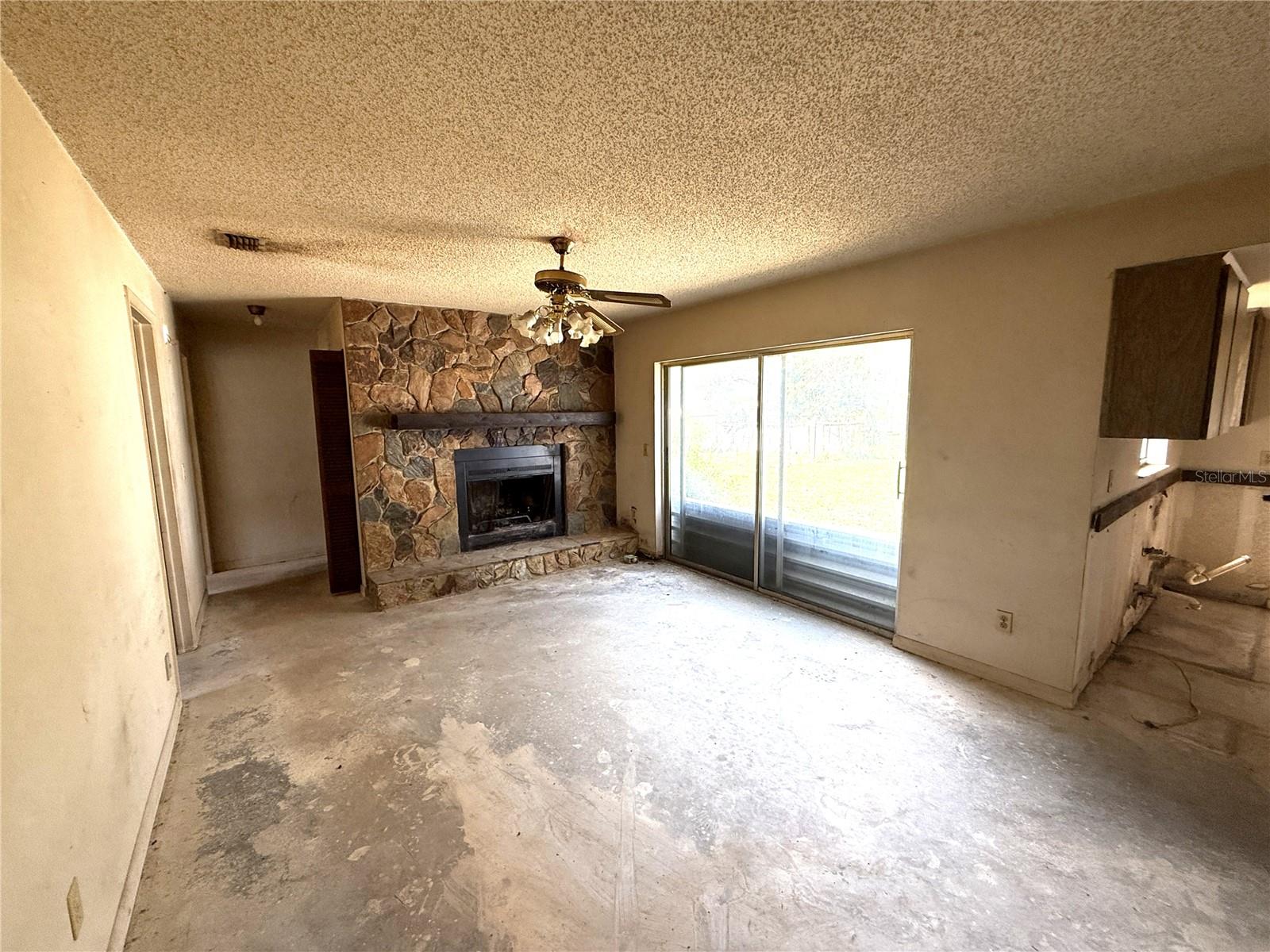 9722 KENTON RD, WESLEY CHAPEL, FL, 33545