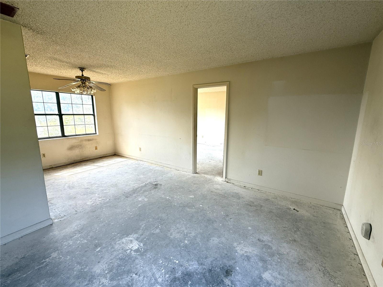 9722 KENTON RD, WESLEY CHAPEL, FL, 33545