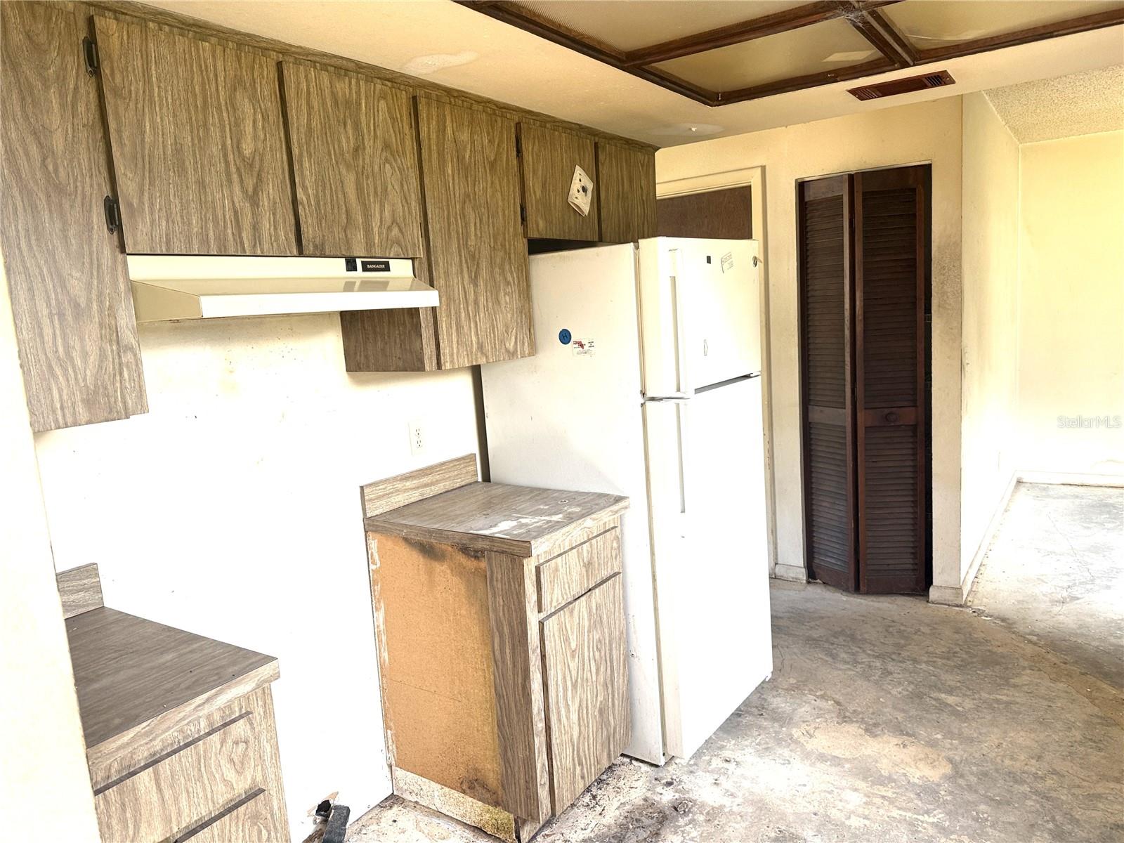 9722 KENTON RD, WESLEY CHAPEL, FL, 33545