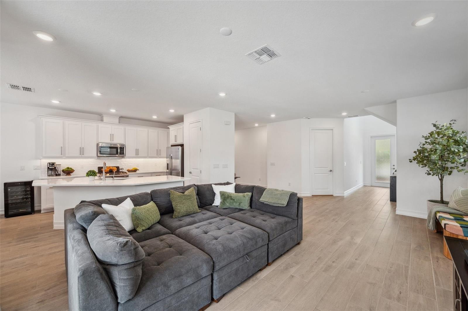 5103 SAN MARTINO DR, WESLEY CHAPEL, FL, 33543