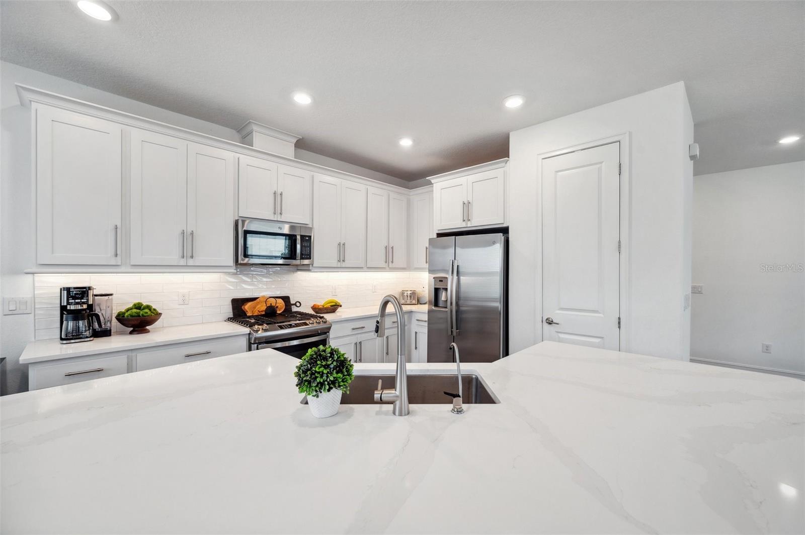 5103 SAN MARTINO DR, WESLEY CHAPEL, FL, 33543