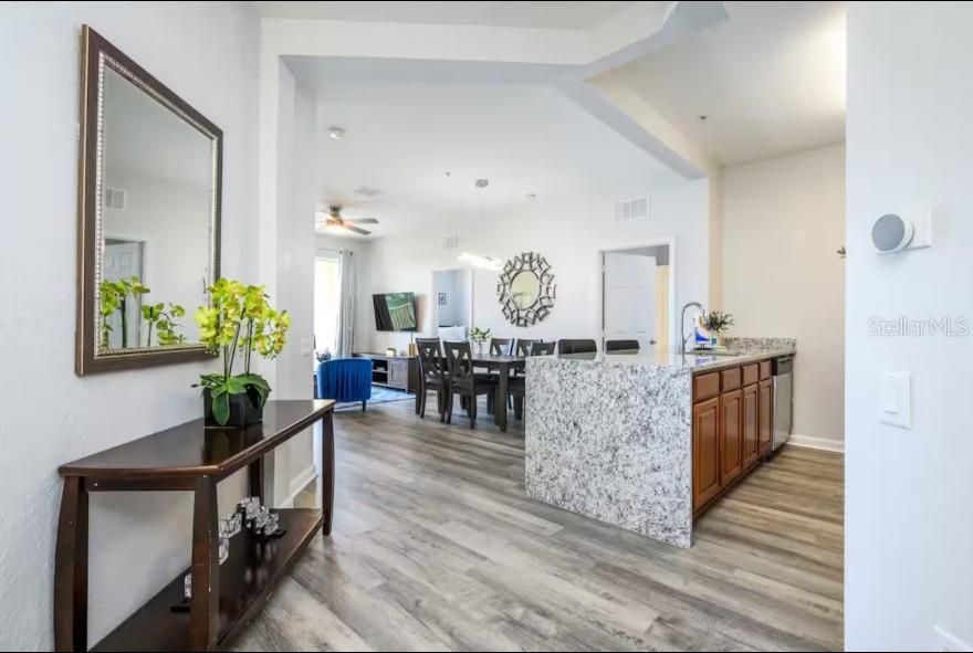 4802 CAYVIEW AVE #301, ORLANDO, FL, 32819