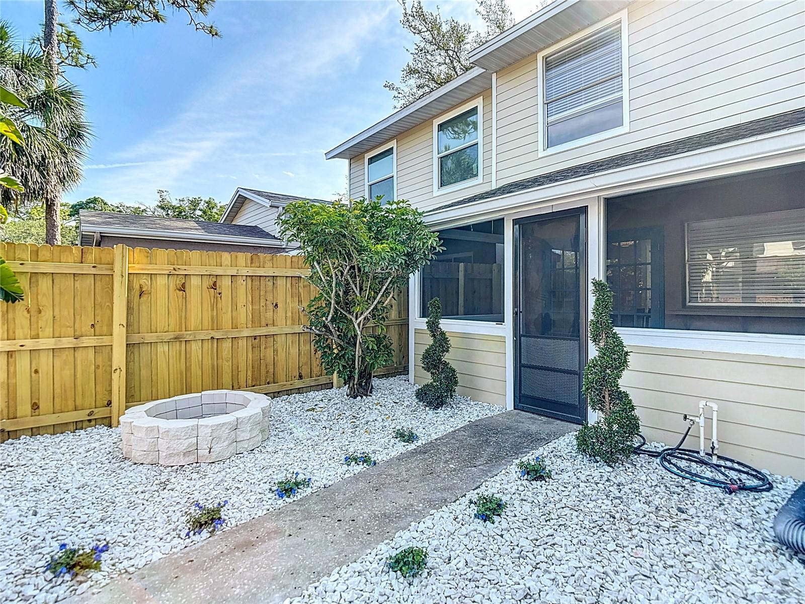 14611 PINE GLEN CIR, LUTZ, FL, 33559