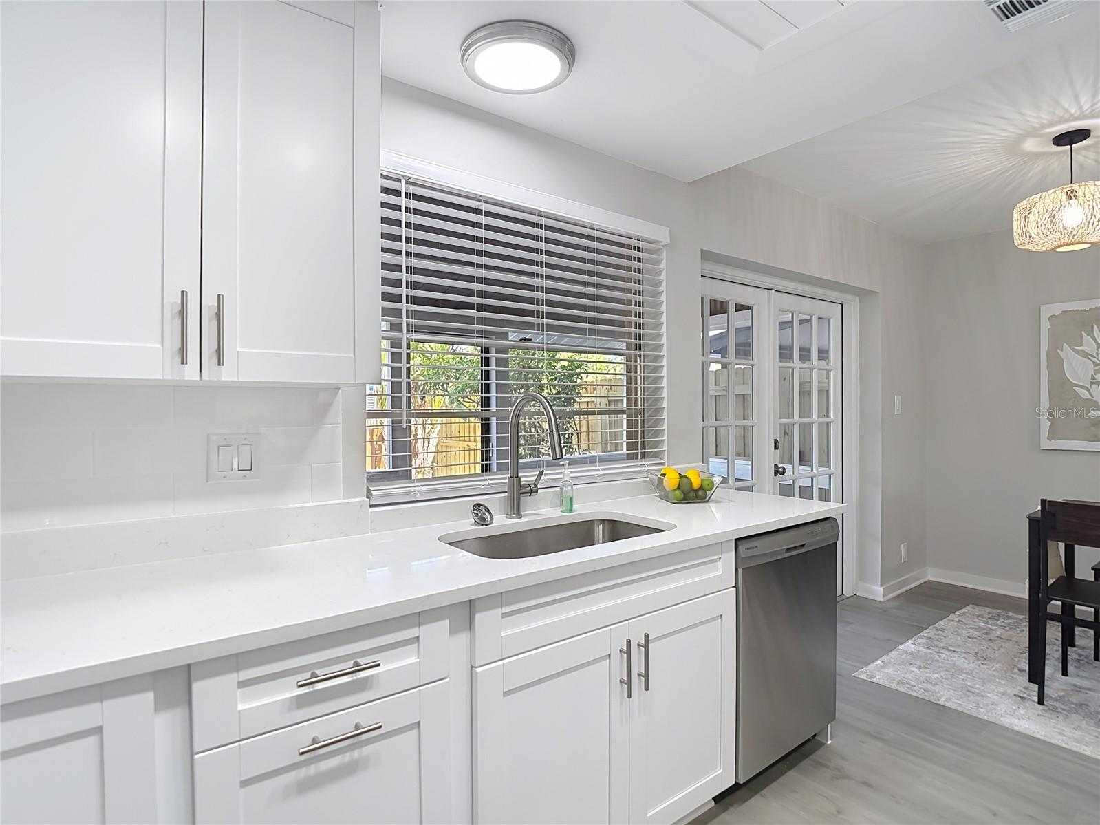 14611 PINE GLEN CIR, LUTZ, FL, 33559