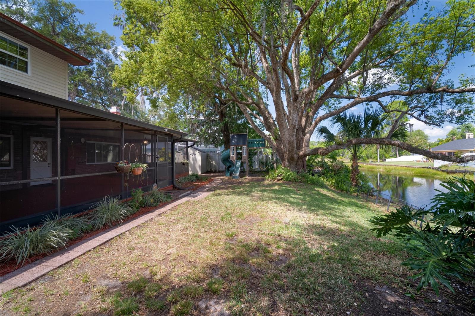 18712 LAKESHORE DR, LUTZ, FL, 33549