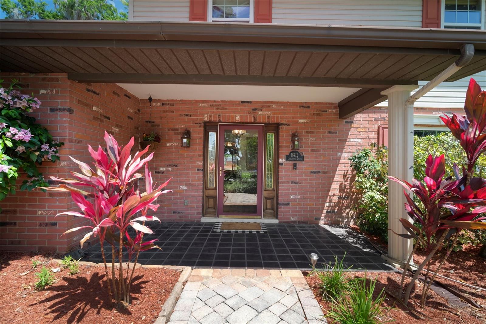 18712 LAKESHORE DR, LUTZ, FL, 33549