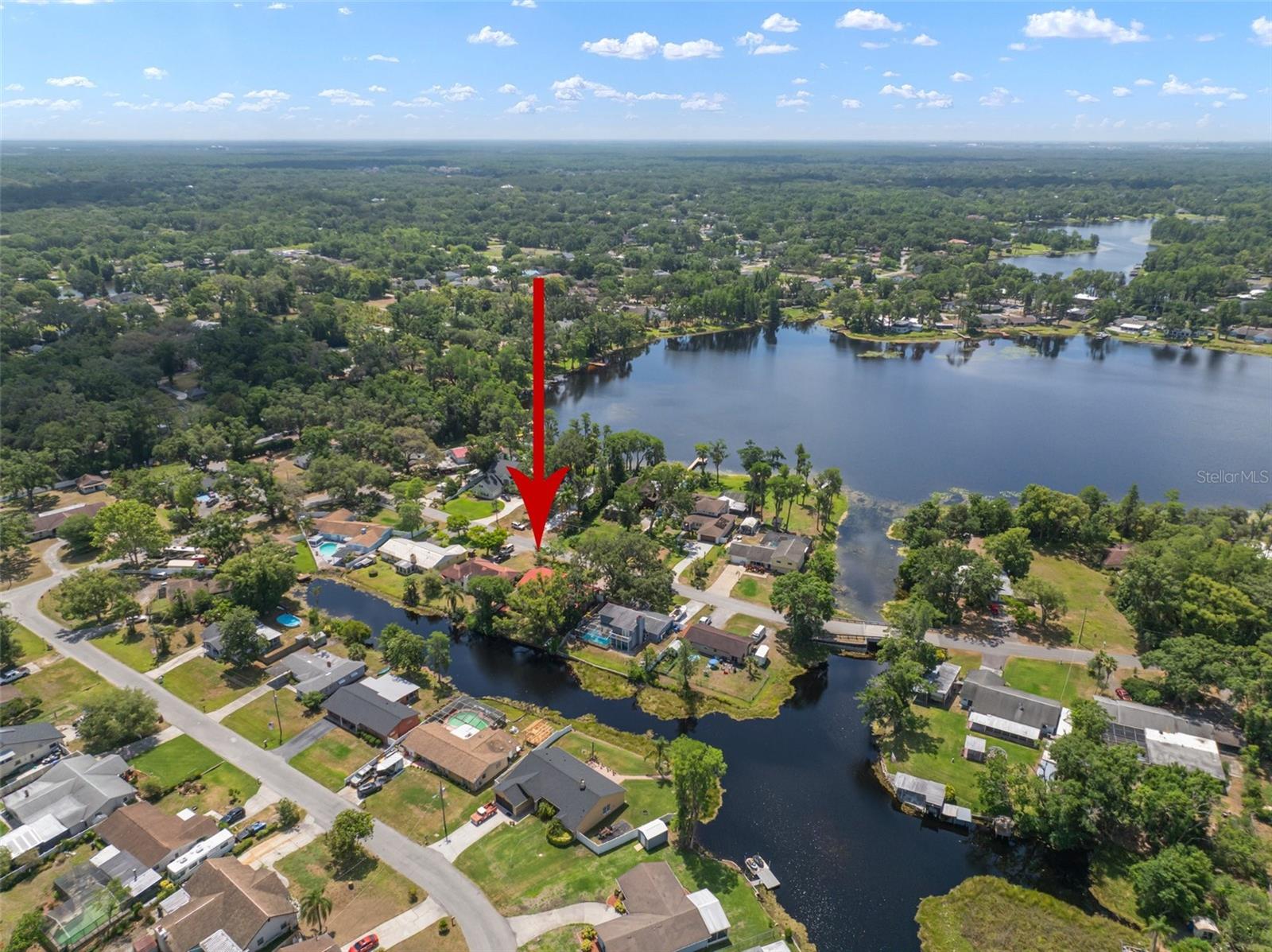 18712 LAKESHORE DR, LUTZ, FL, 33549