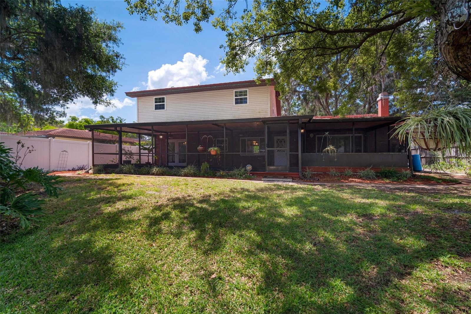 18712 LAKESHORE DR, LUTZ, FL, 33549