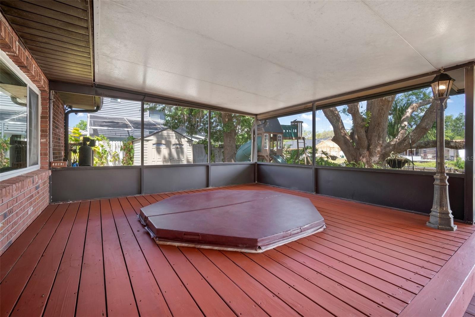 18712 LAKESHORE DR, LUTZ, FL, 33549