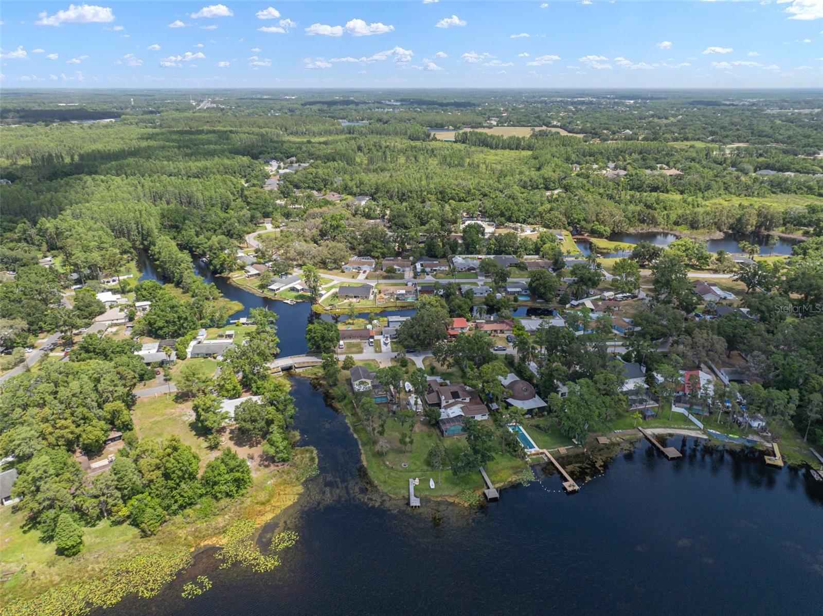 18712 LAKESHORE DR, LUTZ, FL, 33549