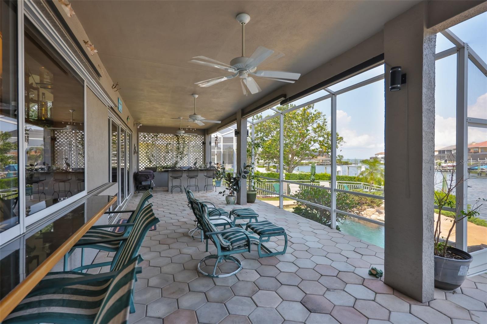 915 SYMPHONY ISLES BLVD, APOLLO BEACH, FL, 33572