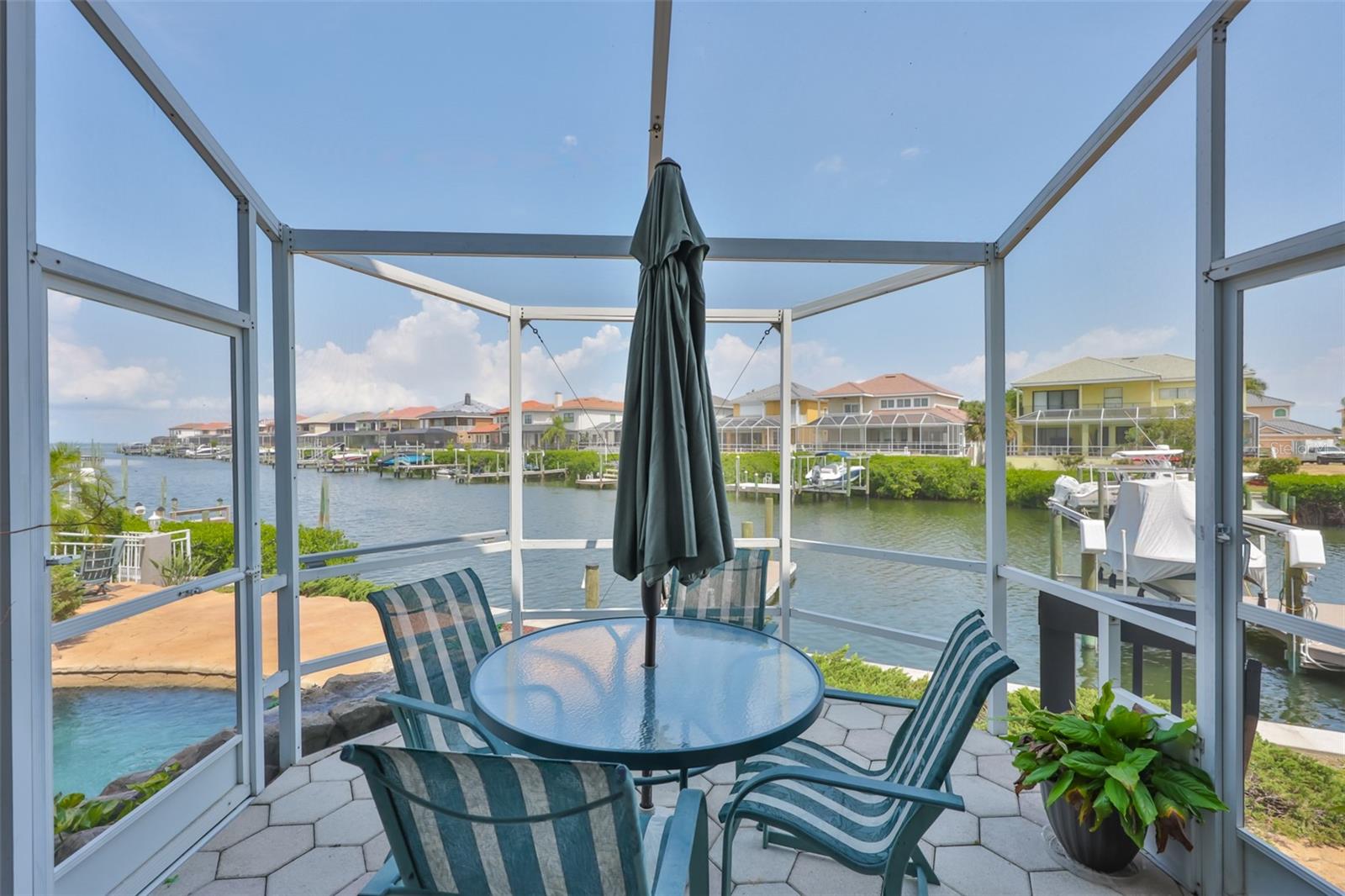 915 SYMPHONY ISLES BLVD, APOLLO BEACH, FL, 33572