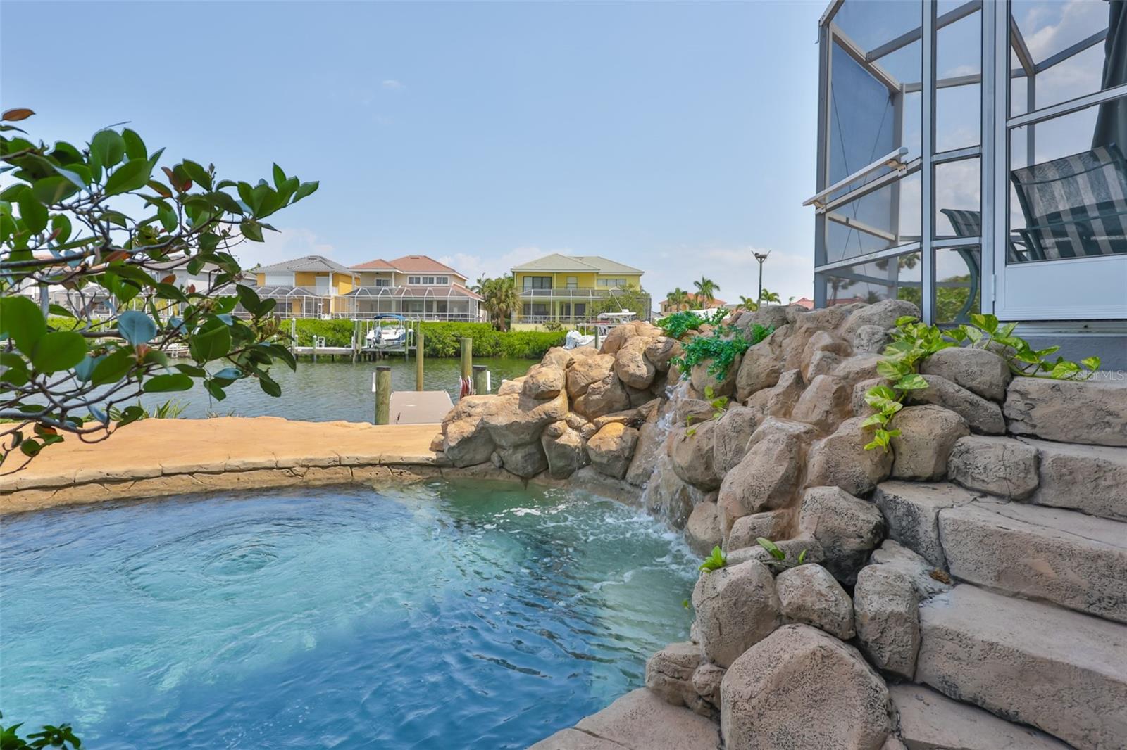 915 SYMPHONY ISLES BLVD, APOLLO BEACH, FL, 33572