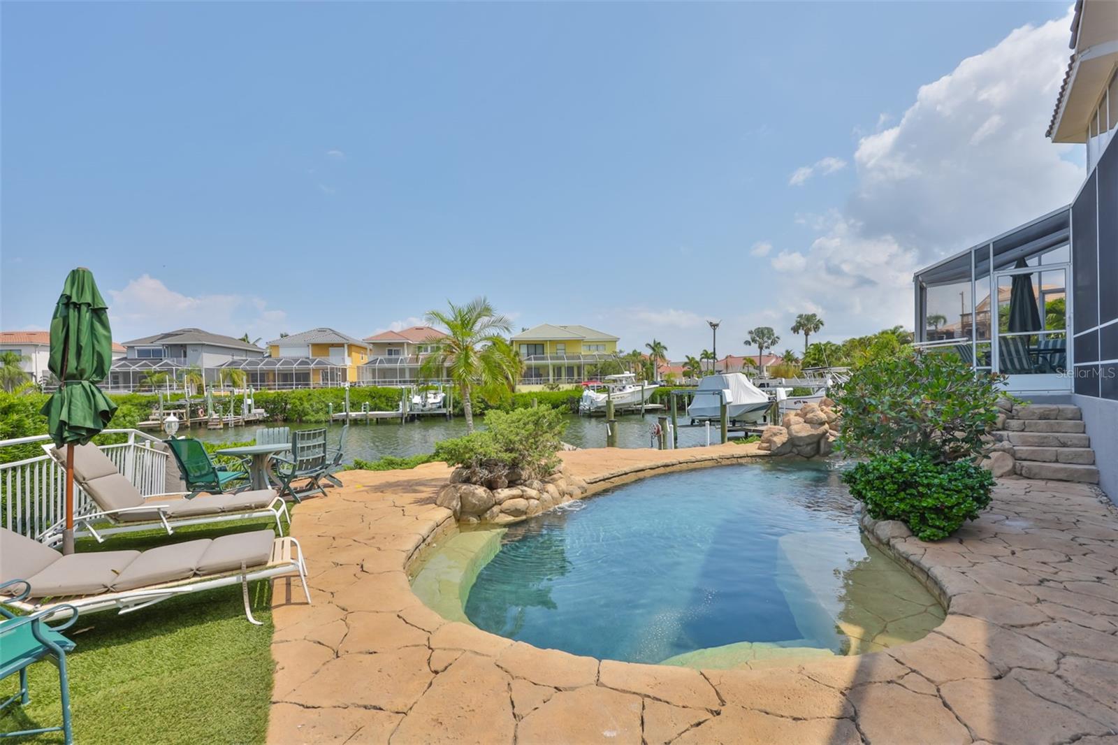 915 SYMPHONY ISLES BLVD, APOLLO BEACH, FL, 33572