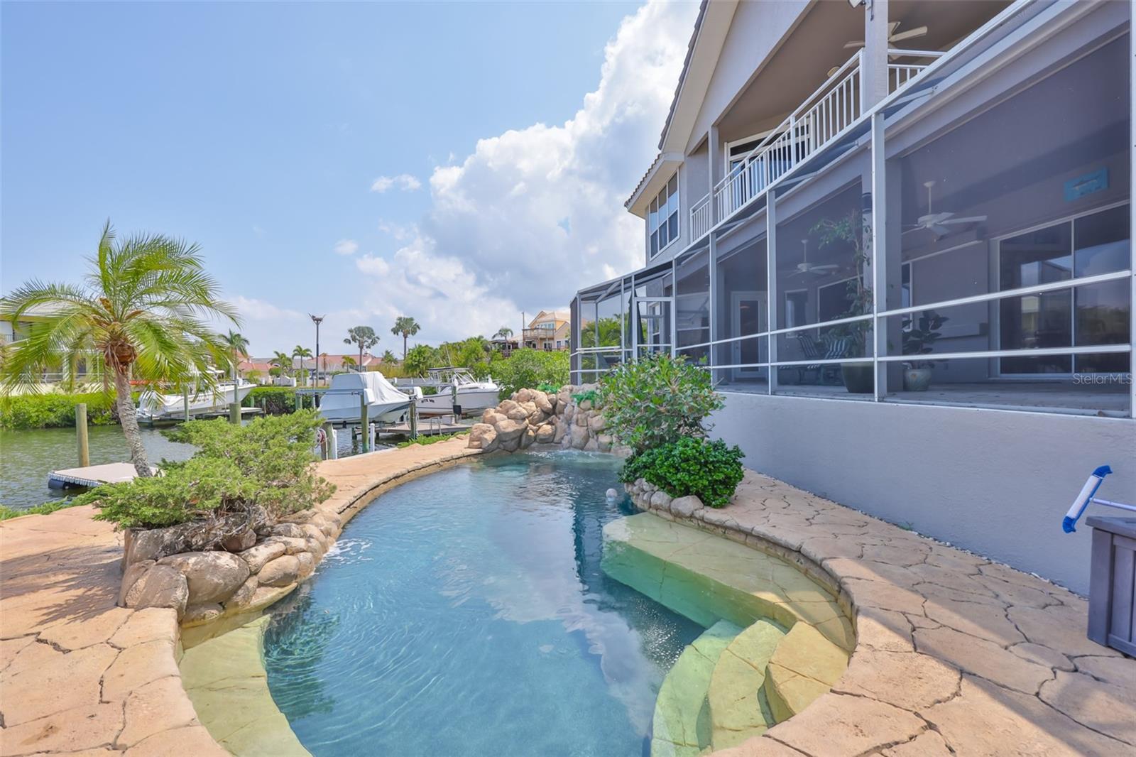 915 SYMPHONY ISLES BLVD, APOLLO BEACH, FL, 33572