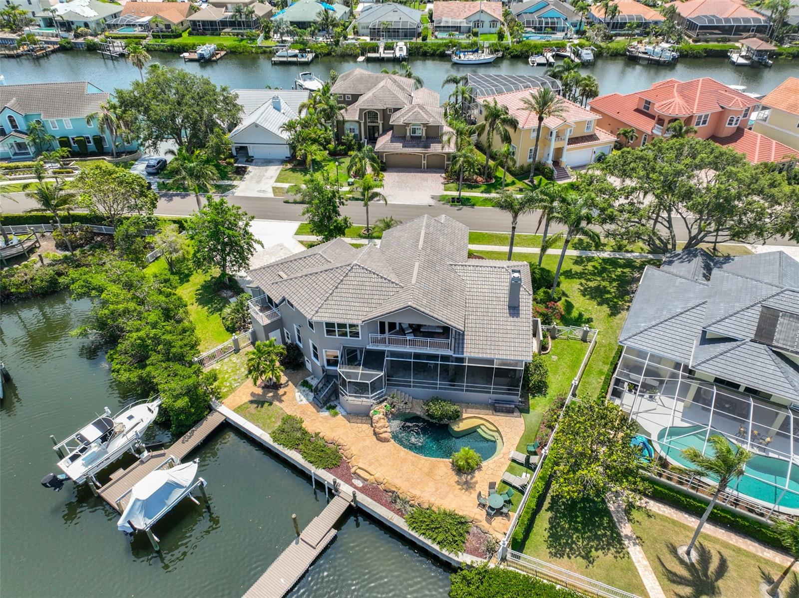 915 SYMPHONY ISLES BLVD, APOLLO BEACH, FL, 33572