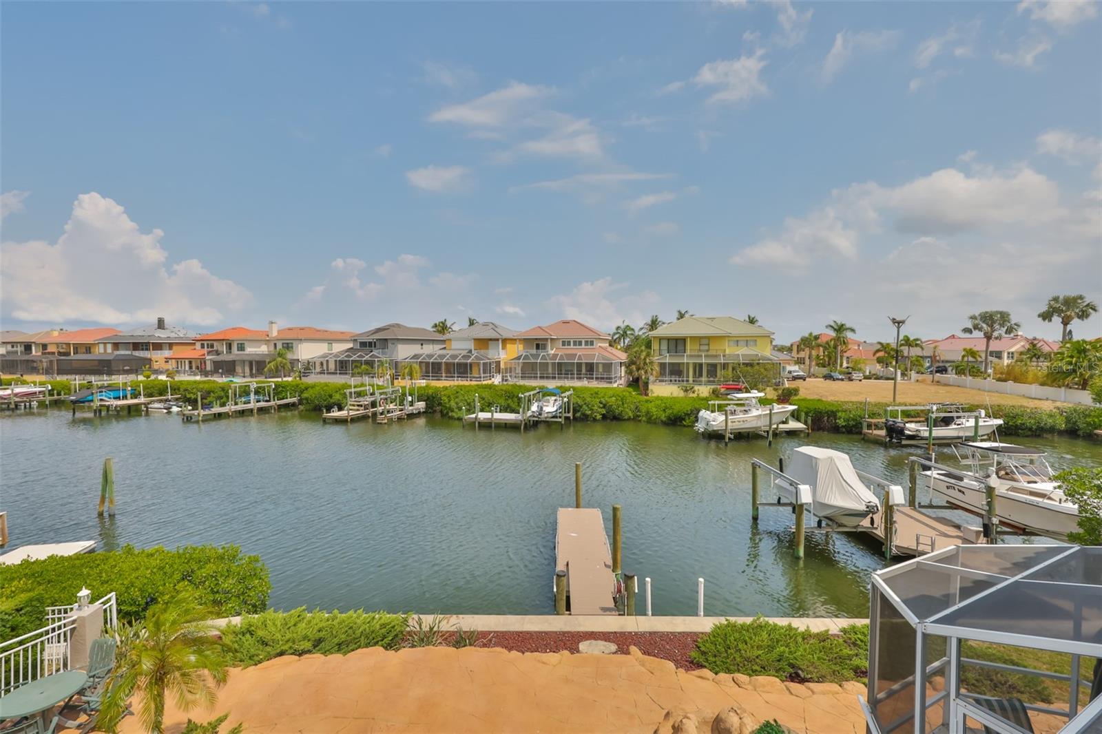 915 SYMPHONY ISLES BLVD, APOLLO BEACH, FL, 33572