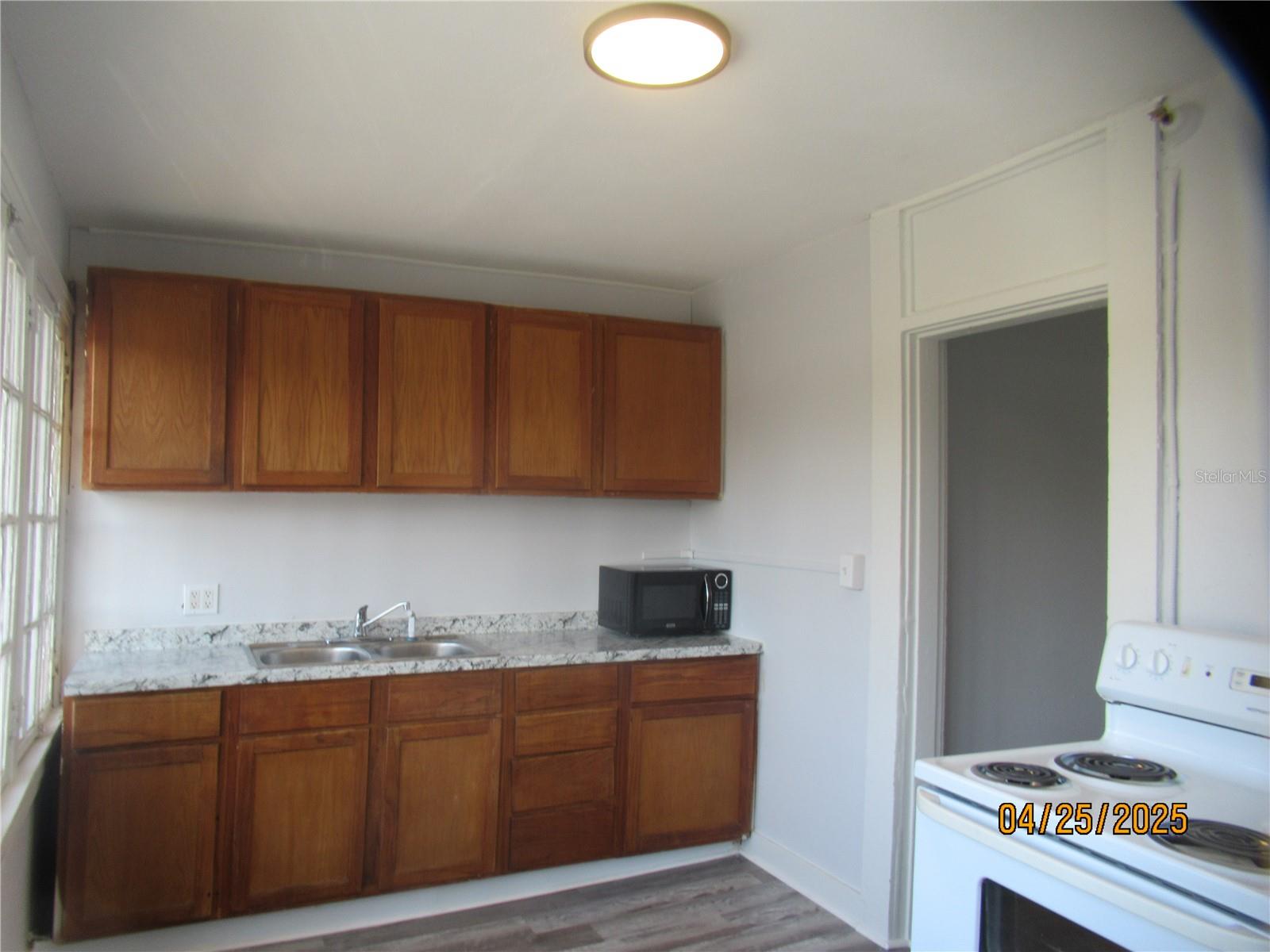 730 4TH AVE N #2A, ST PETERSBURG, FL, 33701