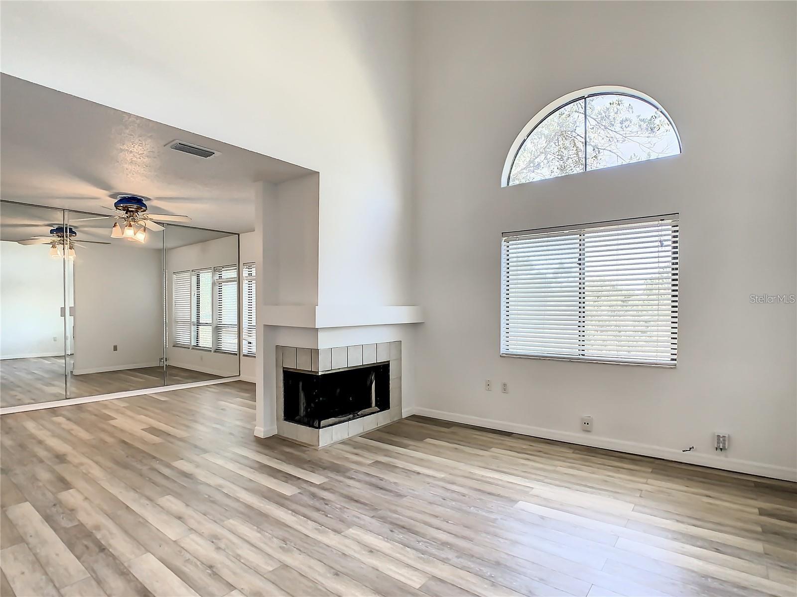 2216 STONINGTON AVE #2216, ORLANDO, FL, 32817