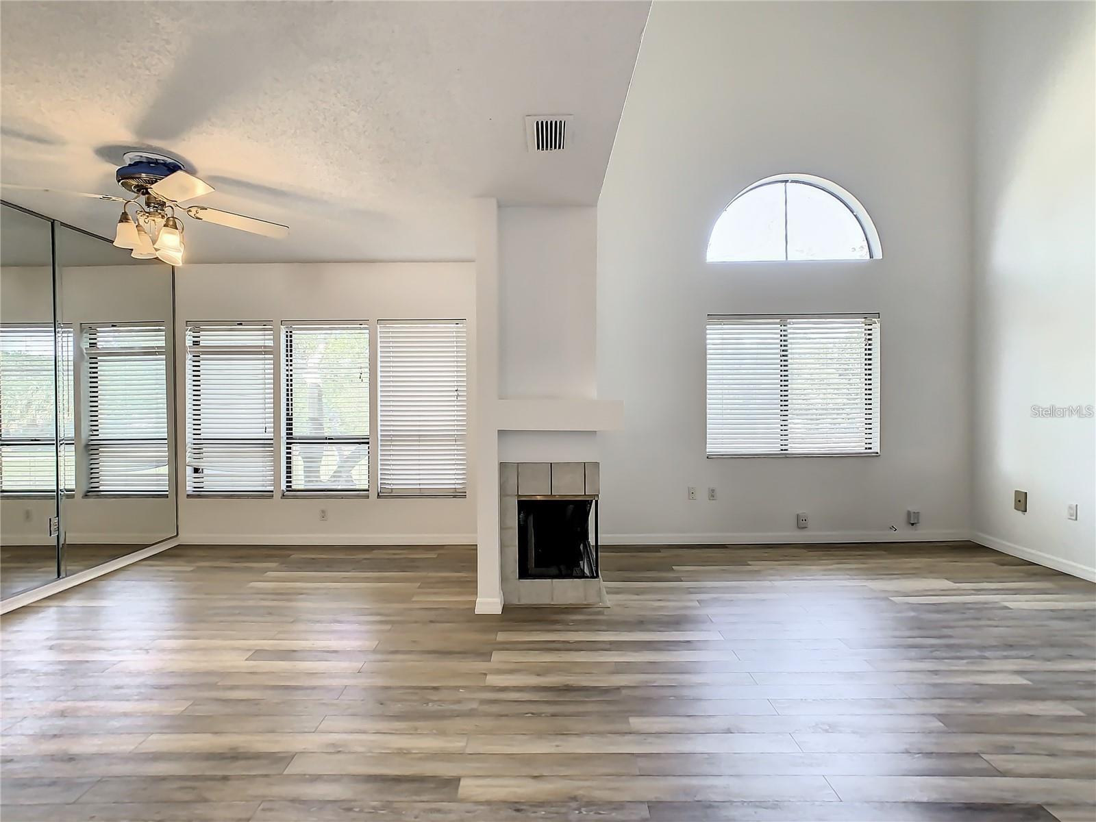 2216 STONINGTON AVE #2216, ORLANDO, FL, 32817