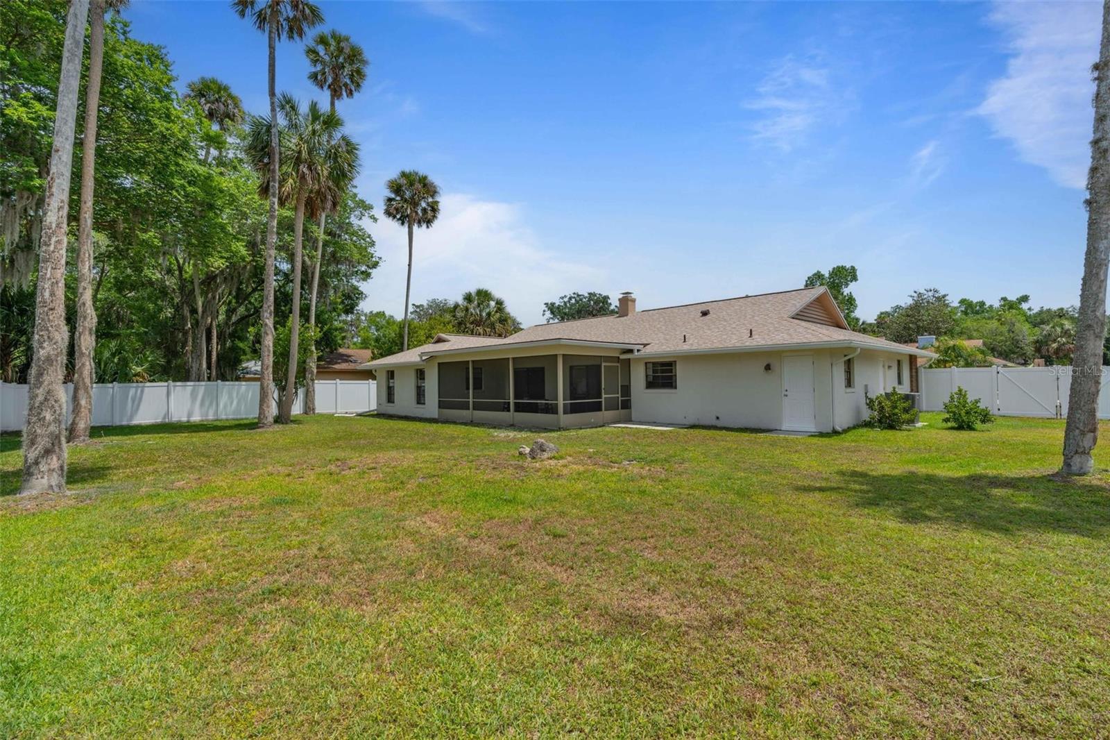 1 BLAKESHIRE PL, PALM COAST, FL, 32137