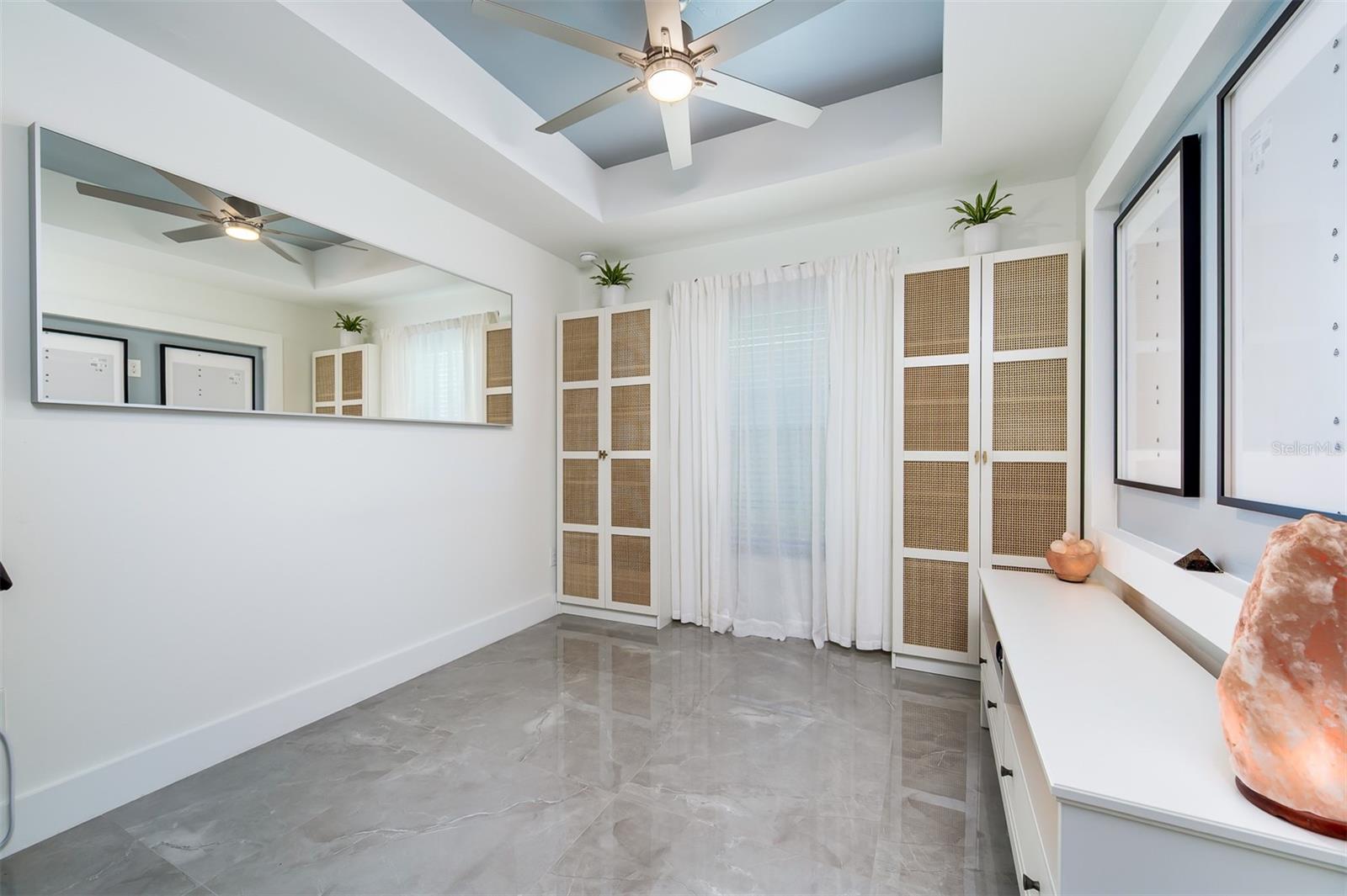 1922 NE 17TH PL, CAPE CORAL, FL, 33909