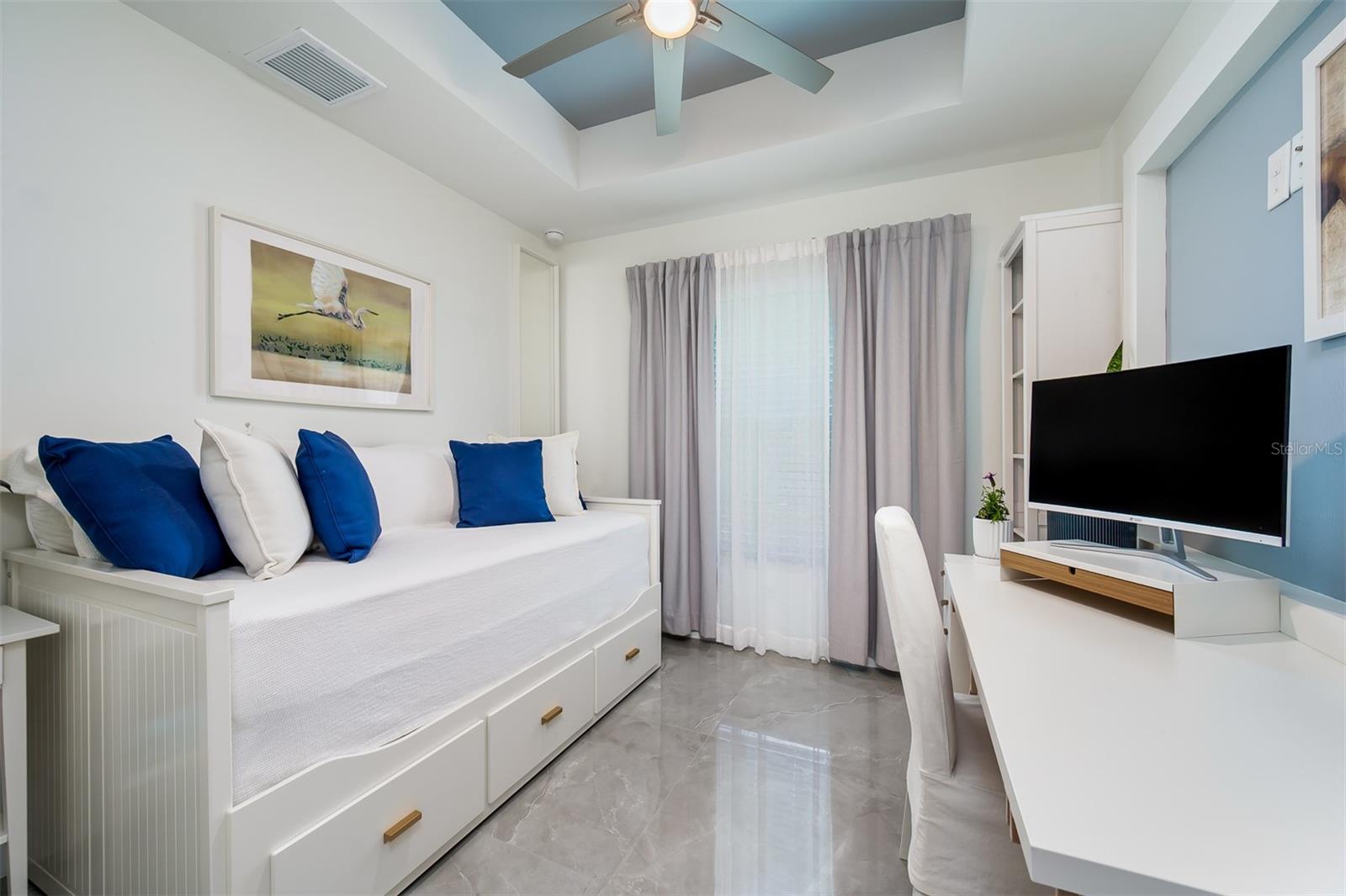 1922 NE 17TH PL, CAPE CORAL, FL, 33909