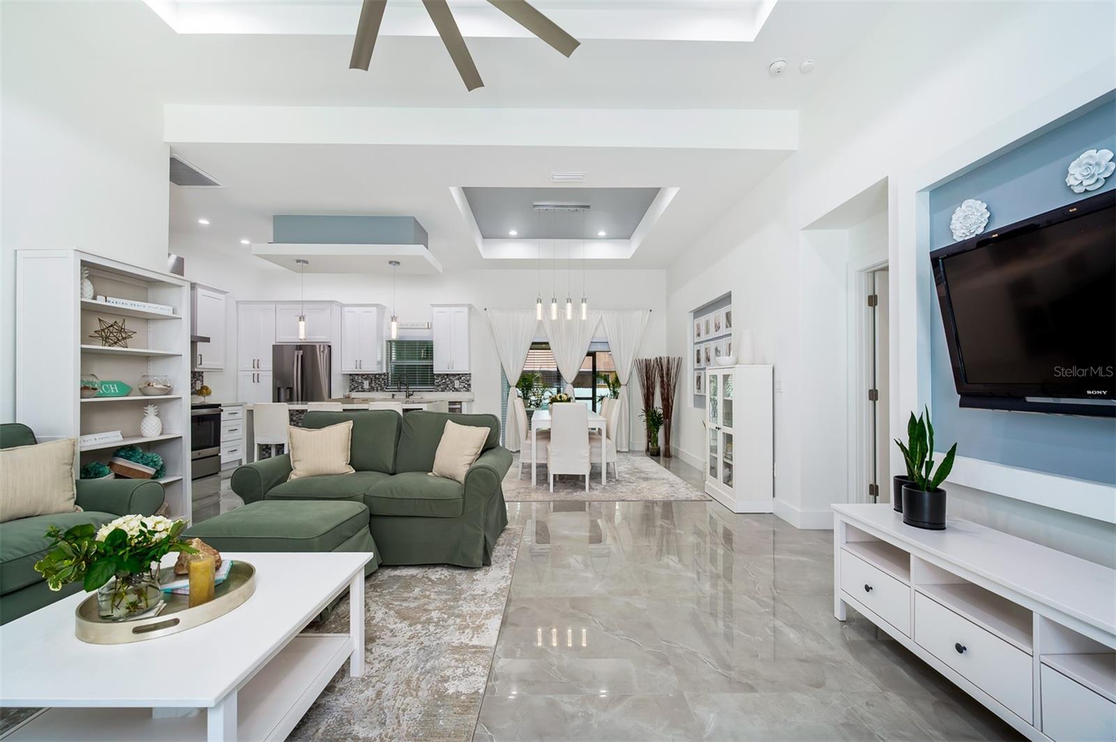 1922 NE 17TH PL, CAPE CORAL, FL, 33909