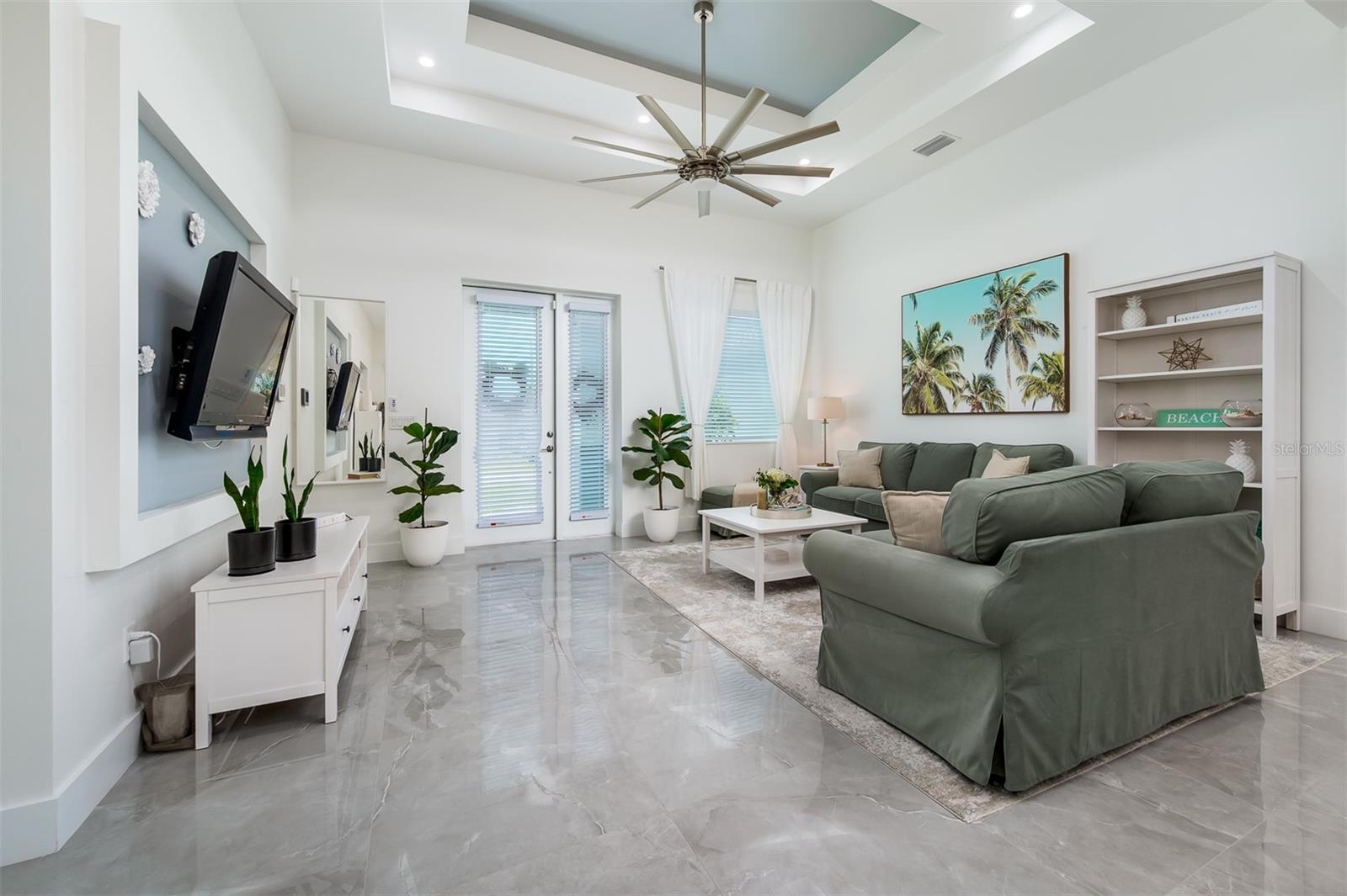 1922 NE 17TH PL, CAPE CORAL, FL, 33909